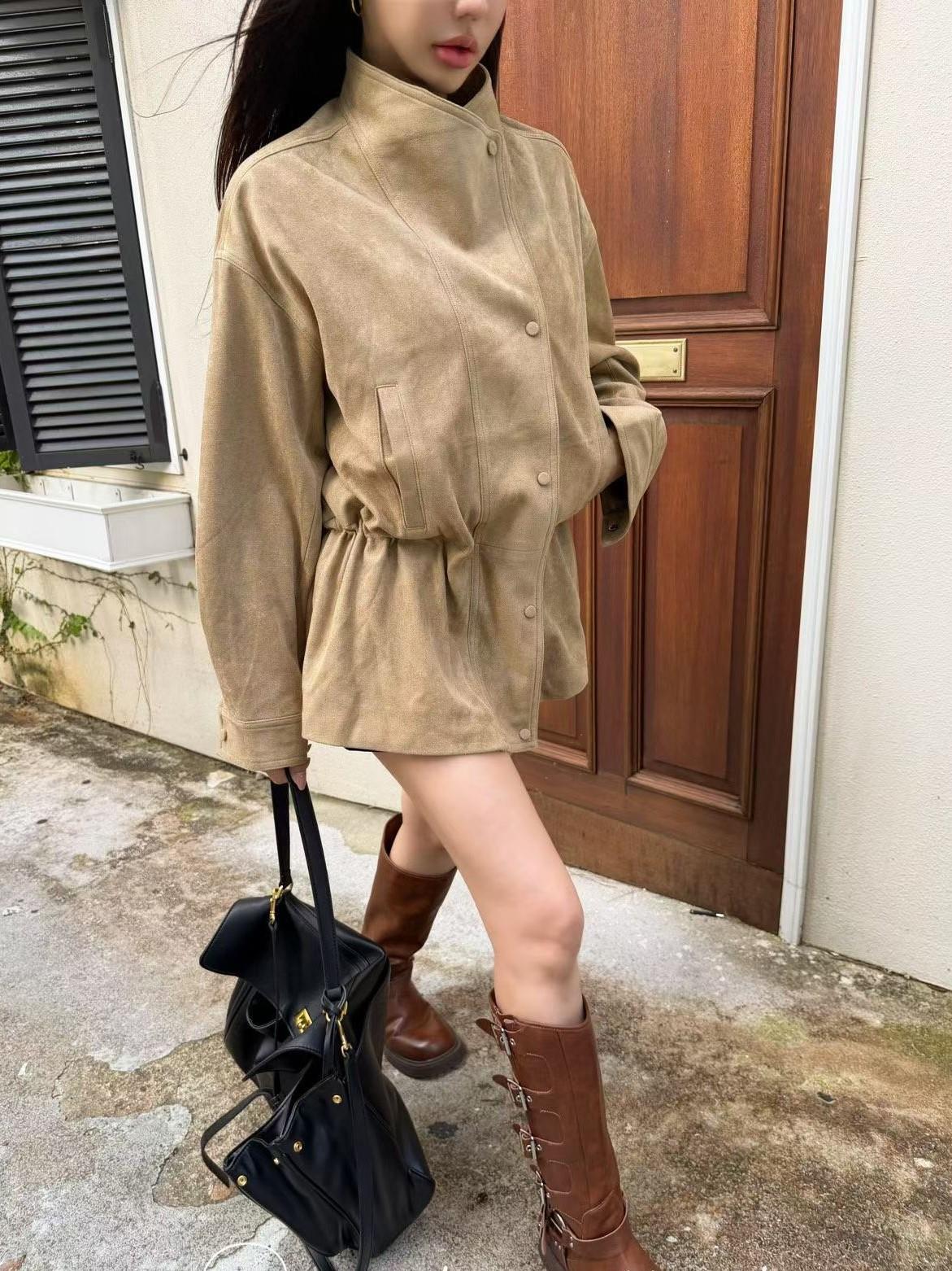 縮腰麂皮壓釦外套